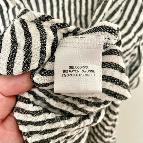 Jane and Delancey Striped Cap Sleeve Button Down Rayon Top - Picture 5 of 6